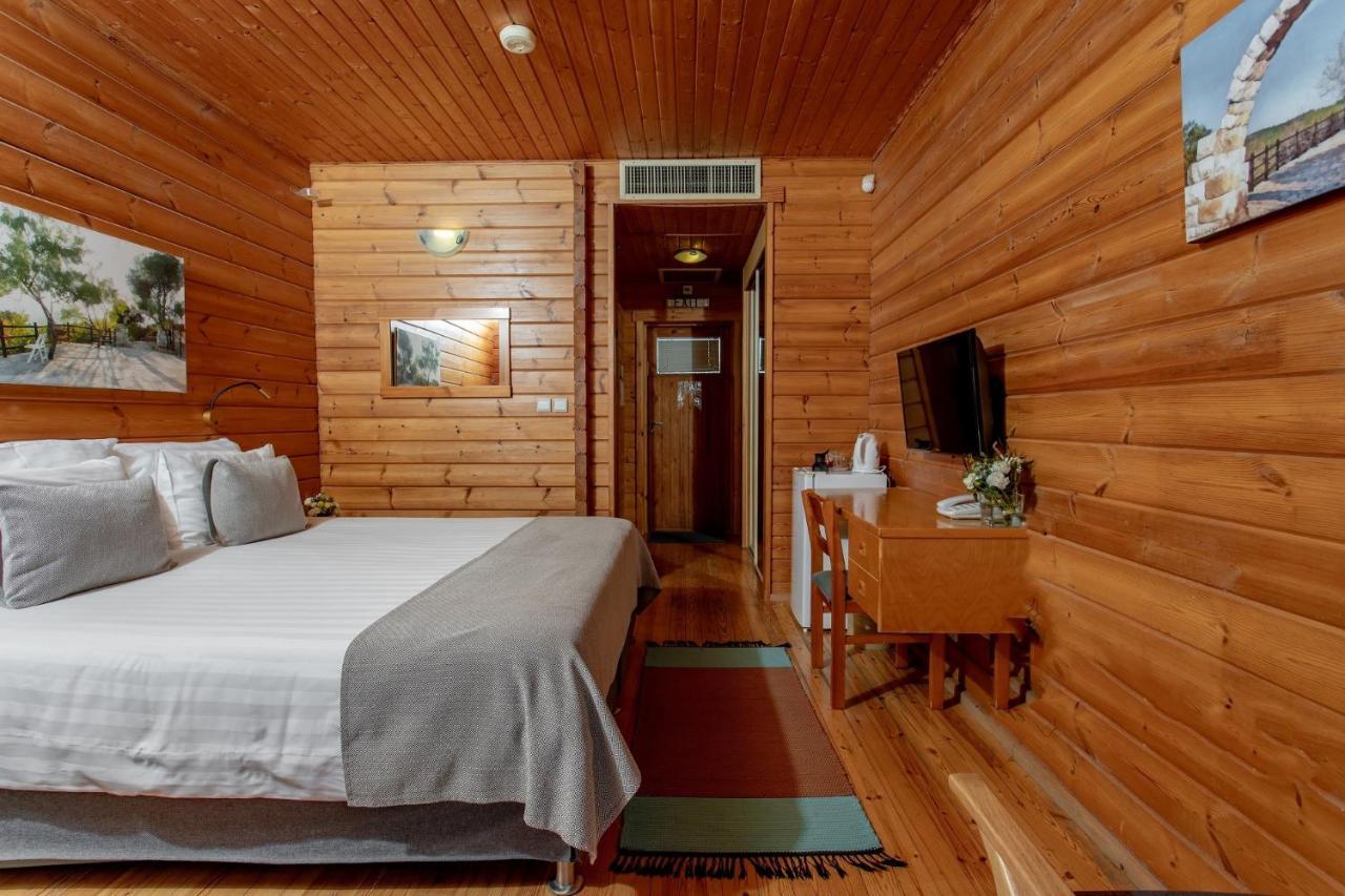 Logos Hotel In Яд-Ашмона Экстерьер фото