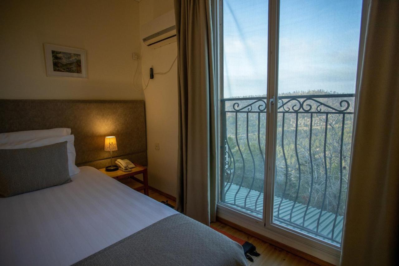Logos Hotel In Яд-Ашмона Экстерьер фото